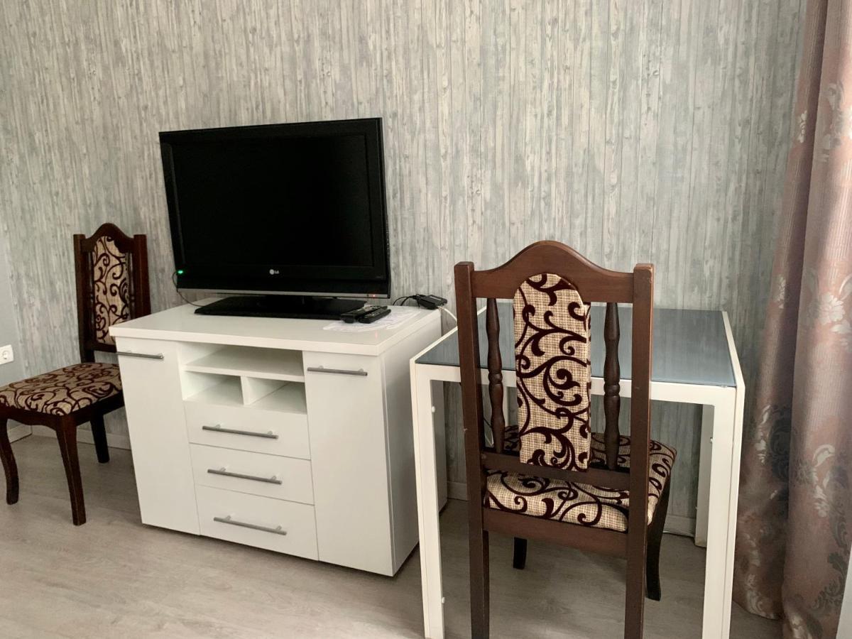 Мини-Гостиница Три Коня Pereyaslav-Khmelʼnytsʼkyy Buitenkant foto